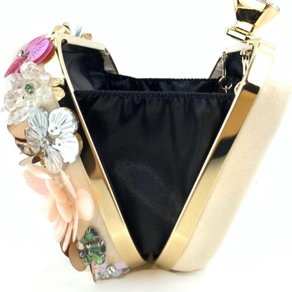 Elegant Flower Clutch Evening Bag with Beaded Embroidery – Perfect for Brides - Picture 5 of 7